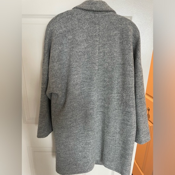 Grey coat - Picture 4 of 5